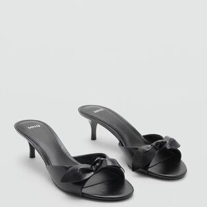 SOLD OUT MANGO BLACK BOW HEEL SANDALS SIZE 38
